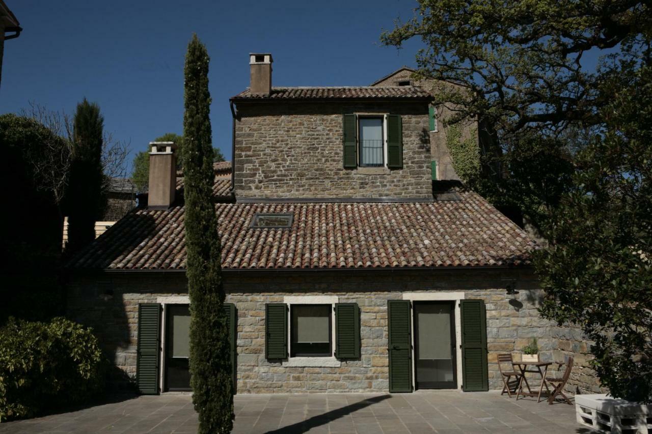 L'Abbraccio Della Quercia Apartment Momjan Exterior photo